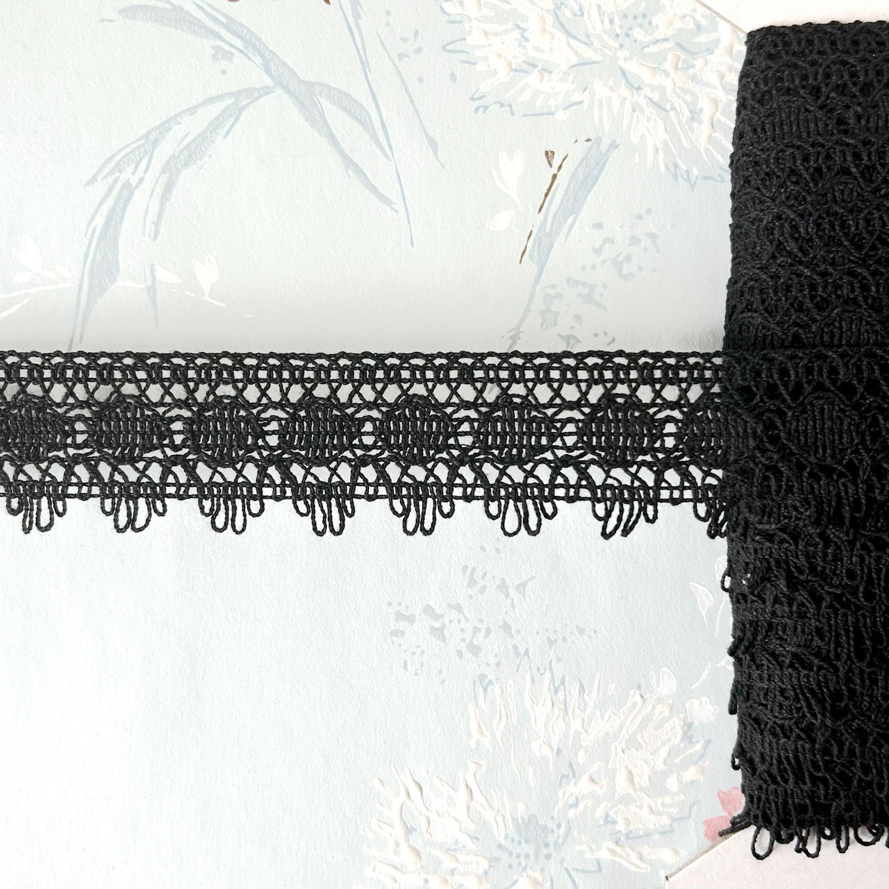 Scallop_Cluny_Lace
