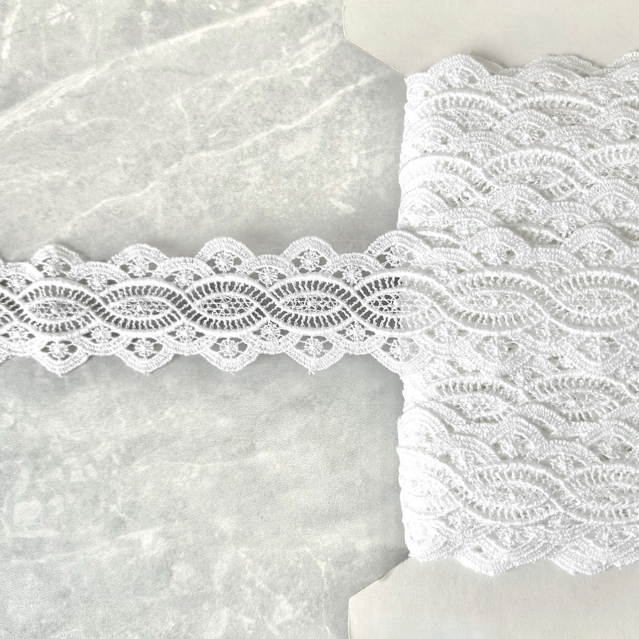 Scallop_Wave_Venice_Lace