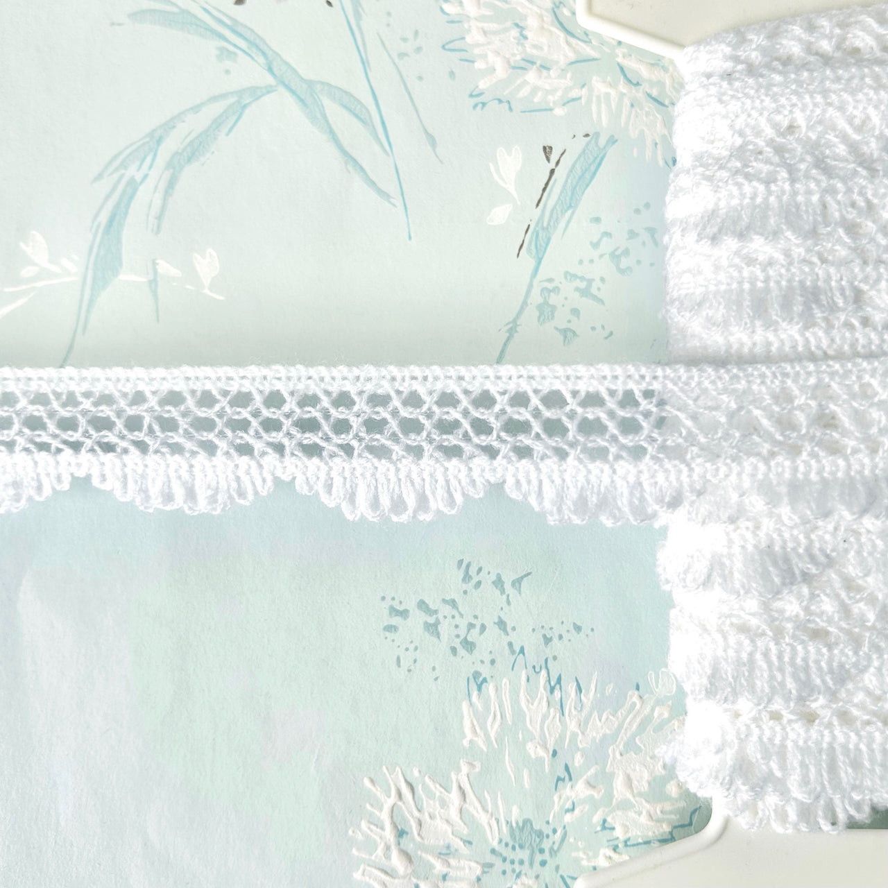 Scalloped_Cluny_Lace
