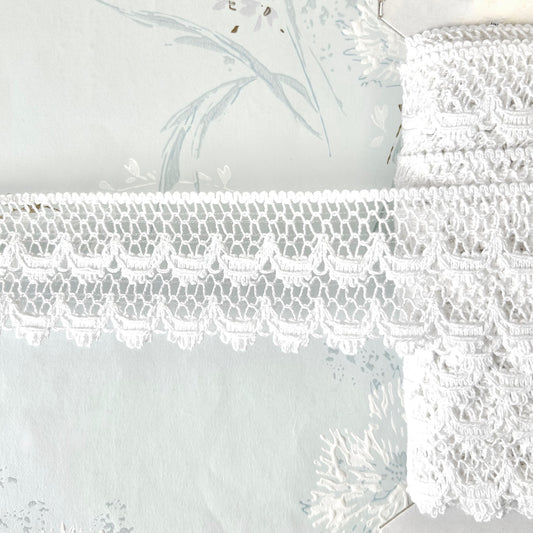 Scalloped_Loop_Cluny_Lace
