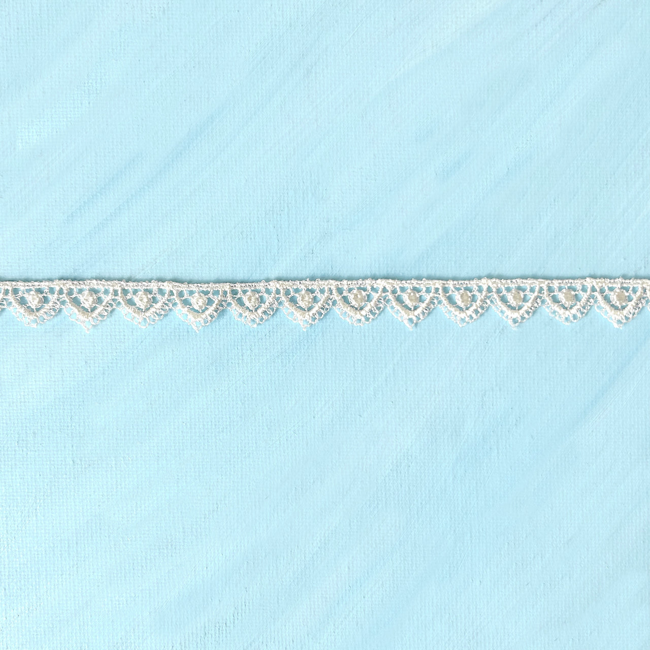 Scalloped_Venice_Lace