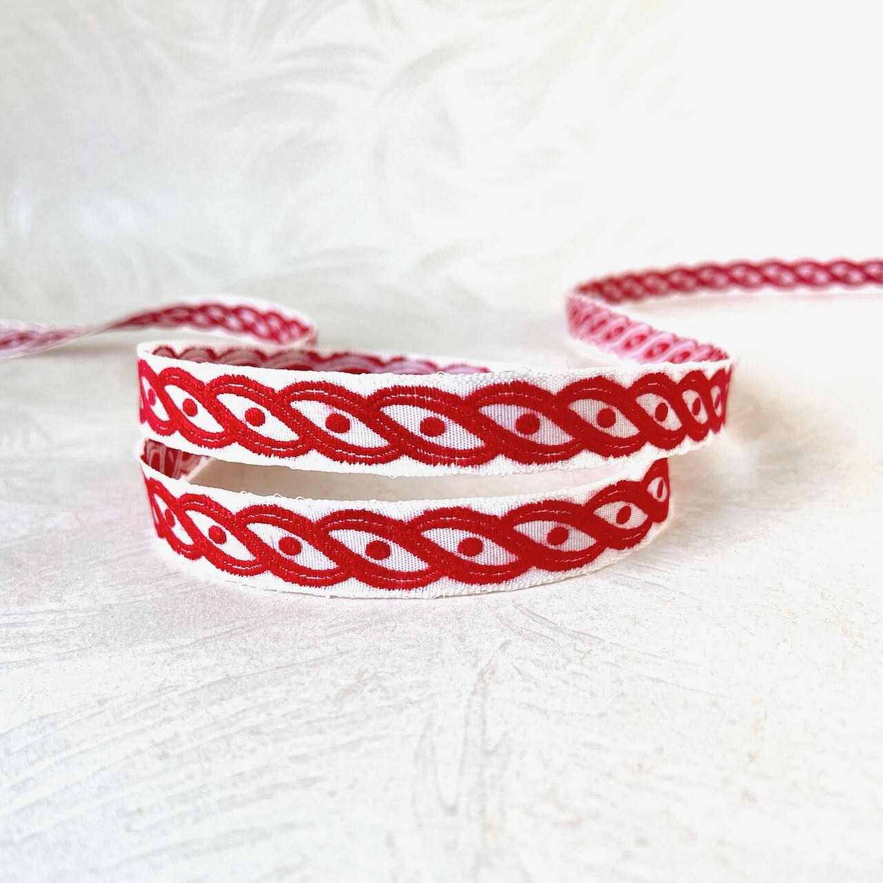 Scrolling_Lines_Jacquard_Ribbon