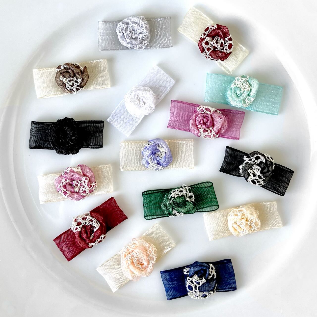 Sheer_Bow_with_Rose