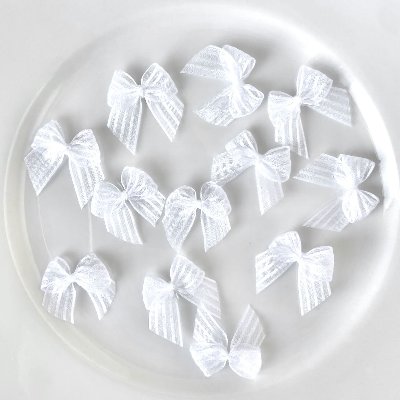 Sheer_Stripe_Bow