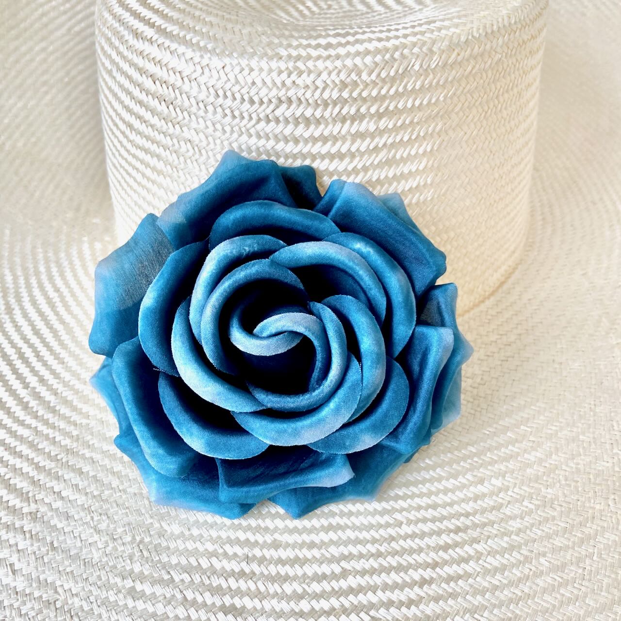 Silk_Millinery_Rose_Clip