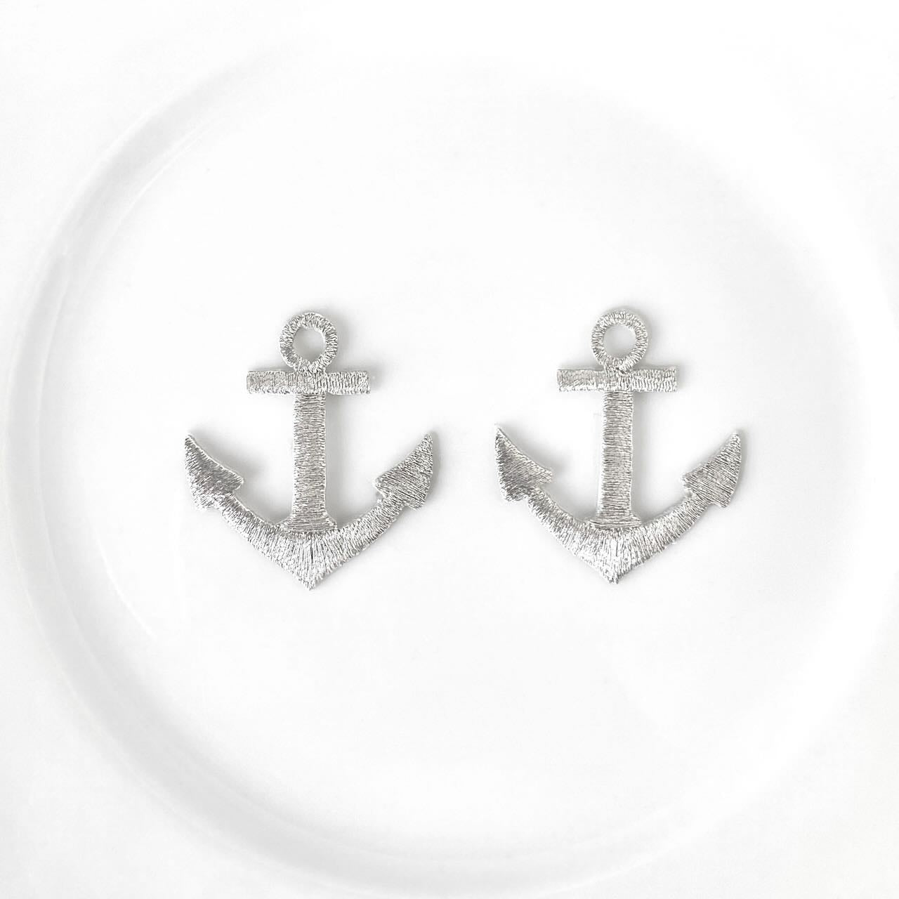 Silver_Anchor_Applique