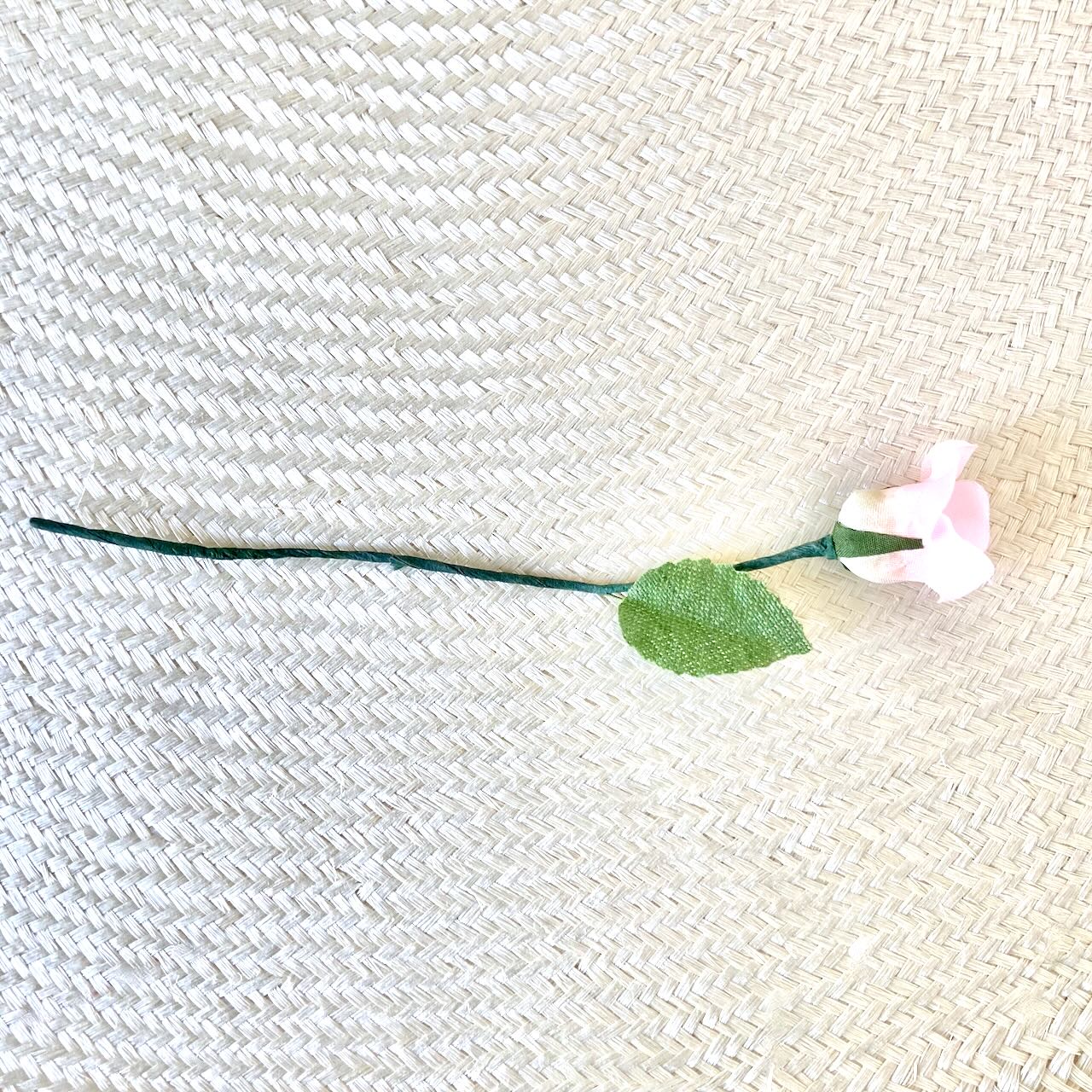 Small_Pink_Rose_Bud