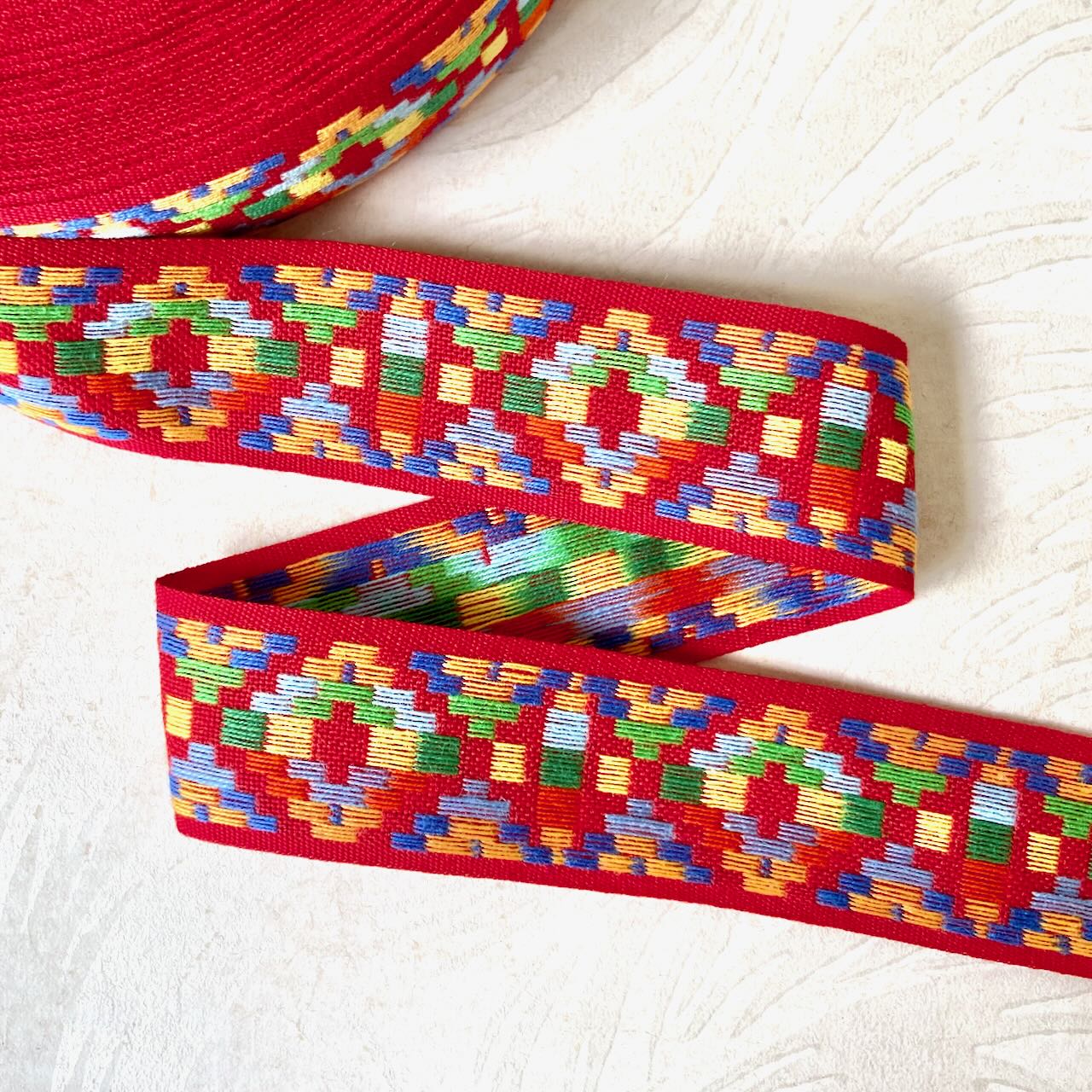 Southwest_Geometric_Jacquard_Ribbon