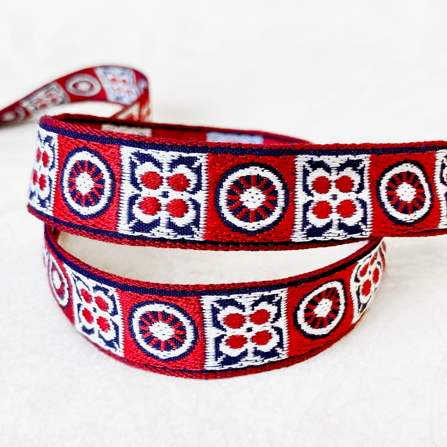 Spoke_Flower_Jacquard_Ribbon