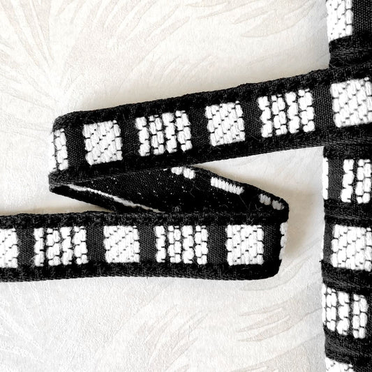 Square_Jacquard_Ribbon