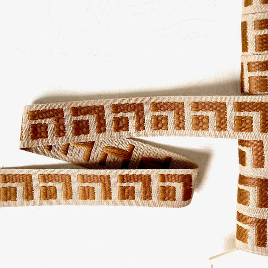 Squares_Jacquard_Ribbon