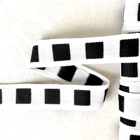 Squares_Jacquard_Ribbon