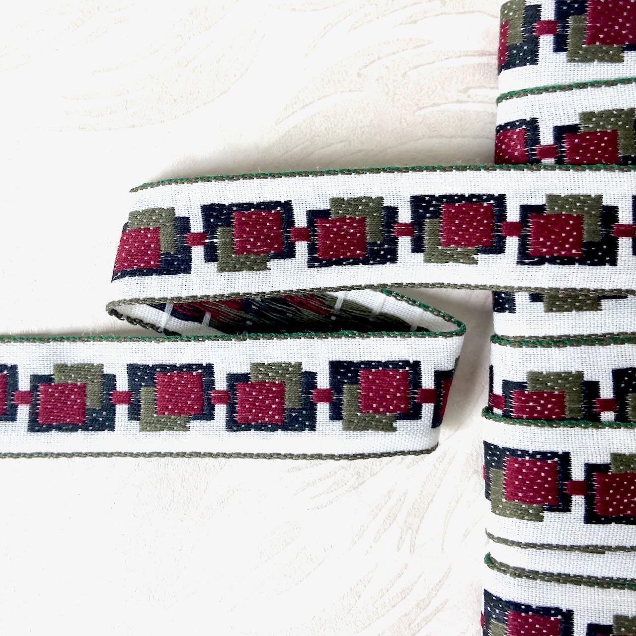 Squares_Jacquard_Ribbon