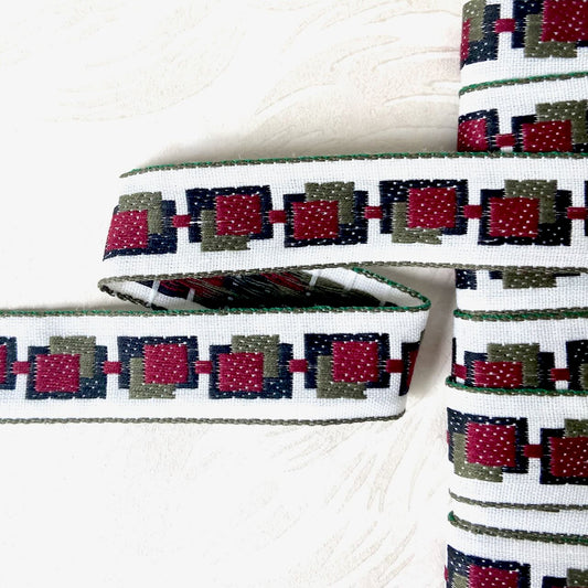 Squares_Jacquard_Ribbon