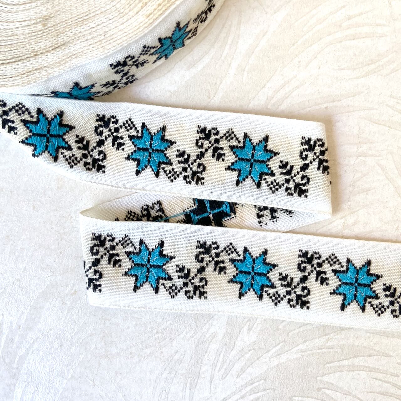 Starburst_Jacquard_Ribbon