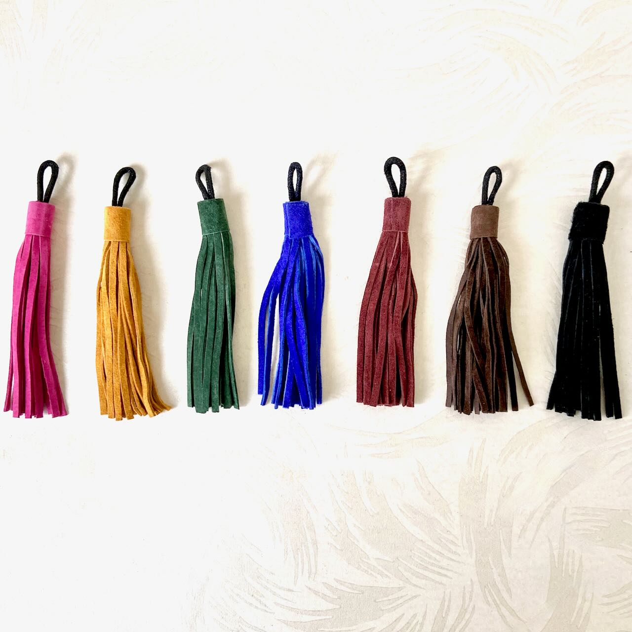 Suede_Tassel