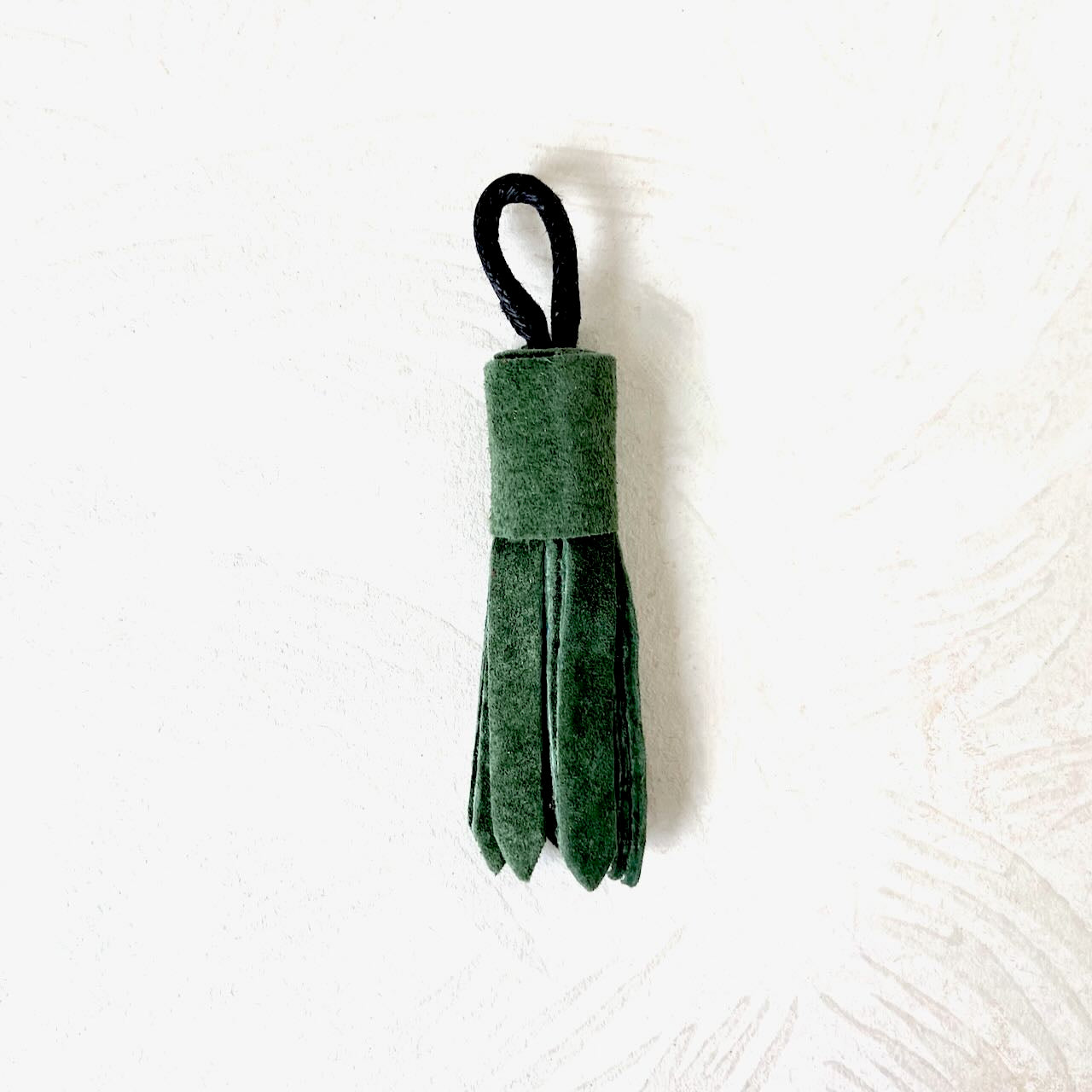 Suede_Tassle