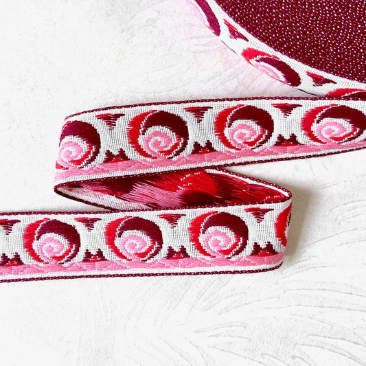 Swirl_Jacquard_Ribbon