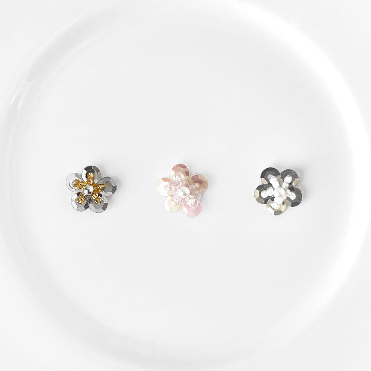 Tiny_Bead_Sequin_Flower_Applique