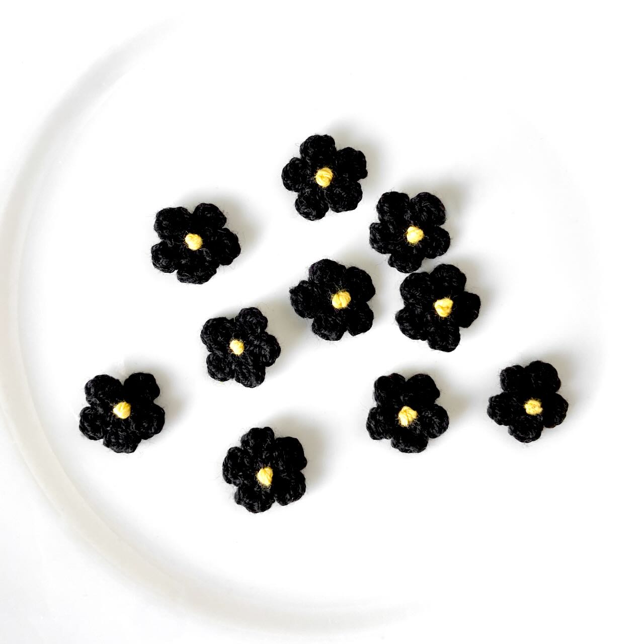 Tiny_Crochet_Flower