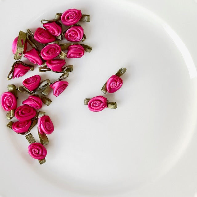 Tiny Rolled Rose - Multiple Colorways