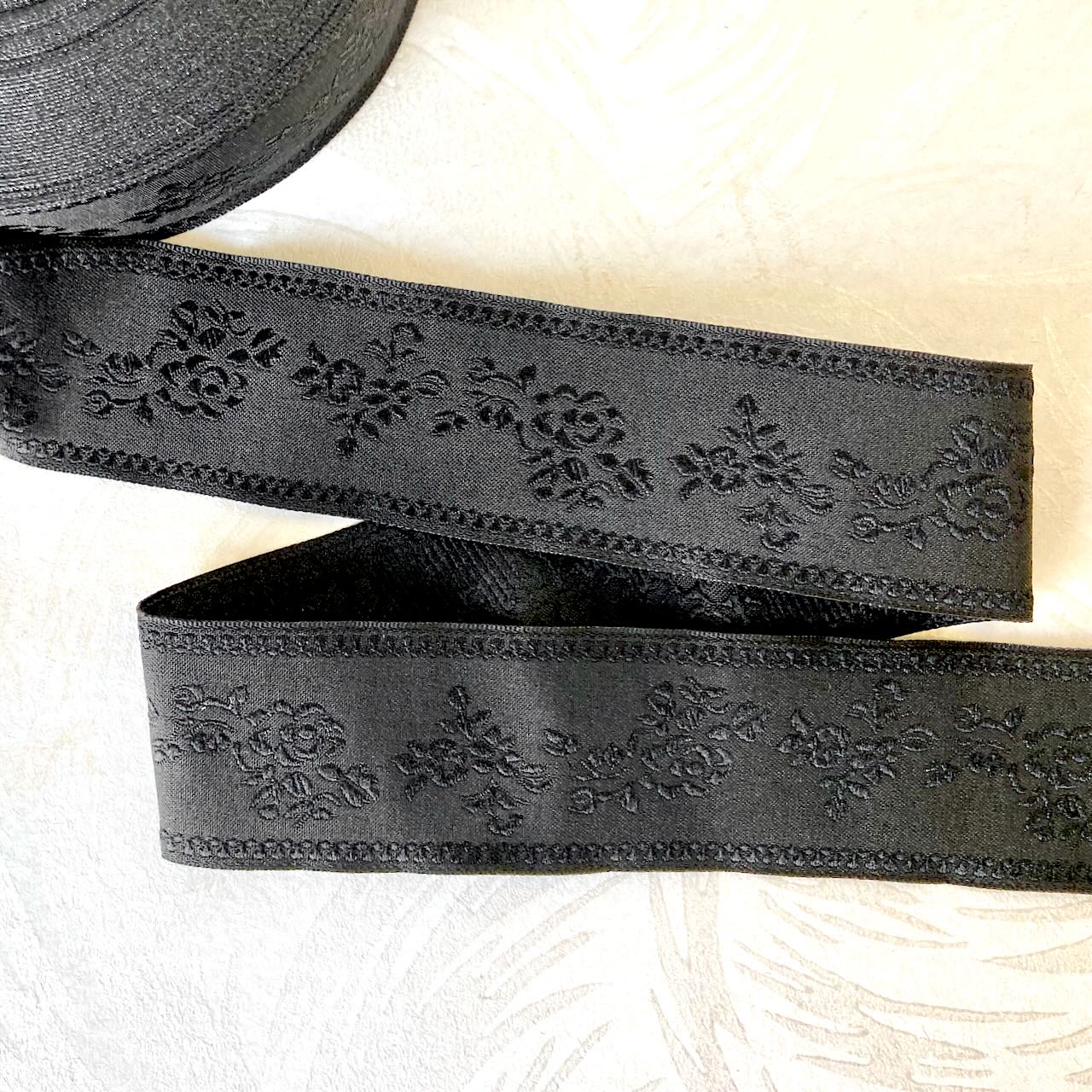 Tonal_Floral_Jacquard_Ribbon