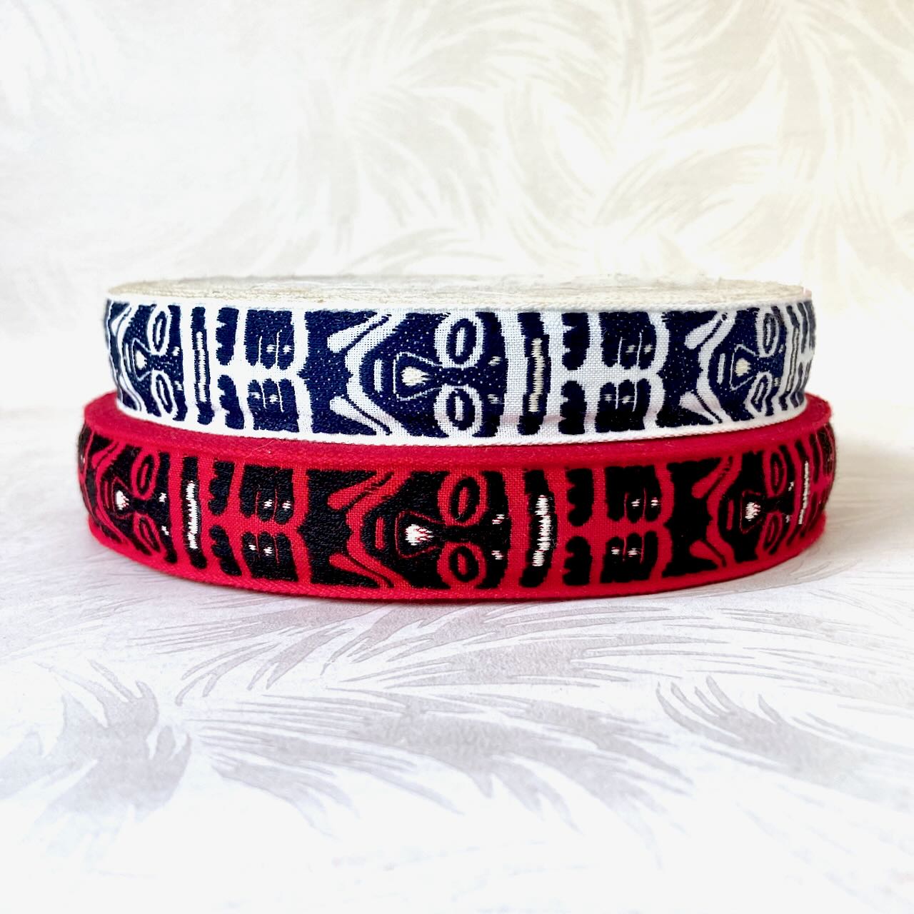 Totem_Pole_Jacquard_Ribbon