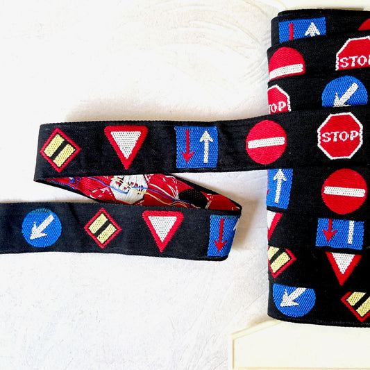 Traffic_Sign_Jacquard_Ribbon
