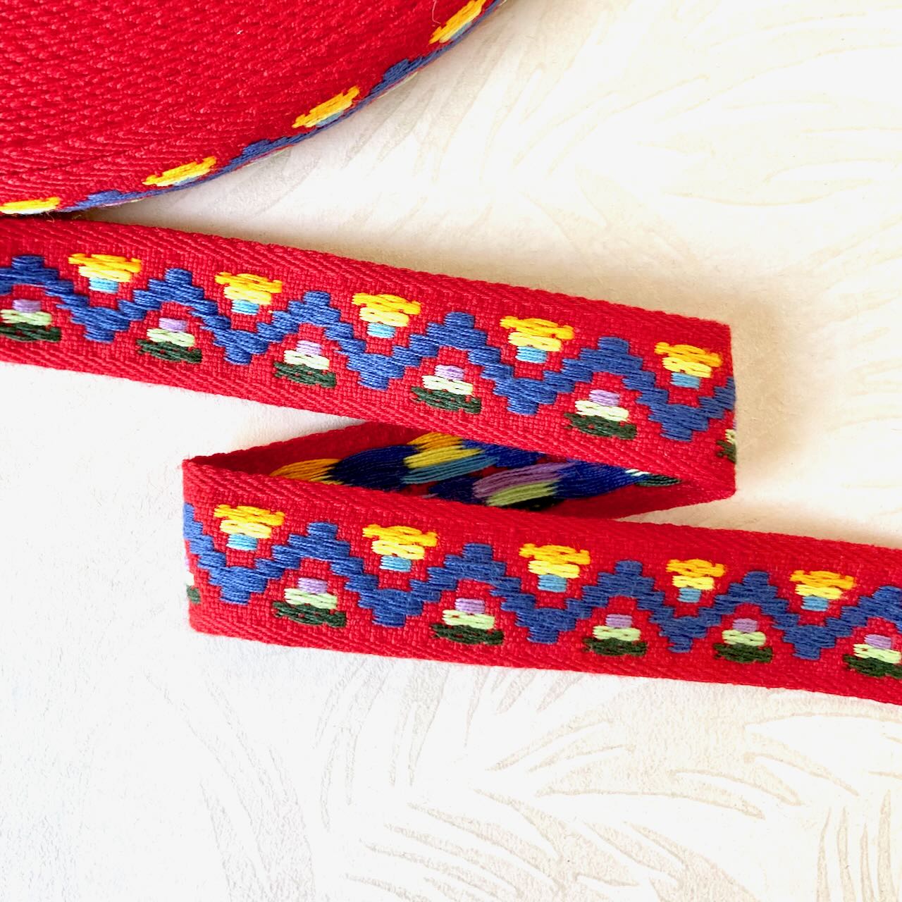 Triangle_ZigZag_Jacquard_Ribbon