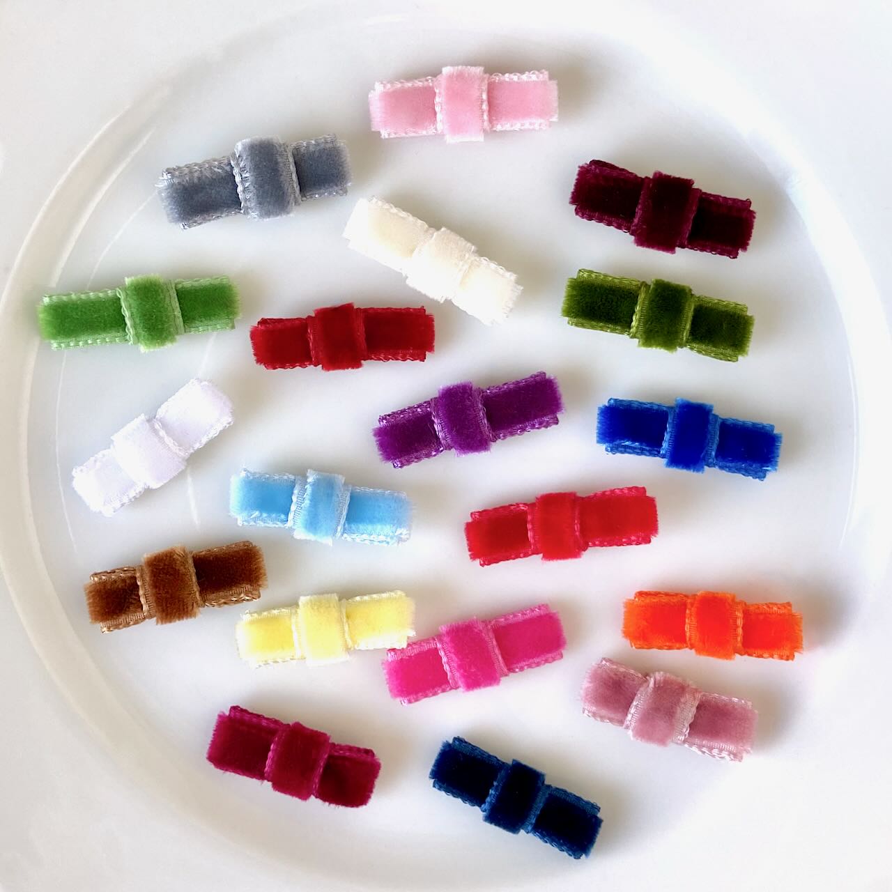 Velvet_Square_Ribbon_Bows