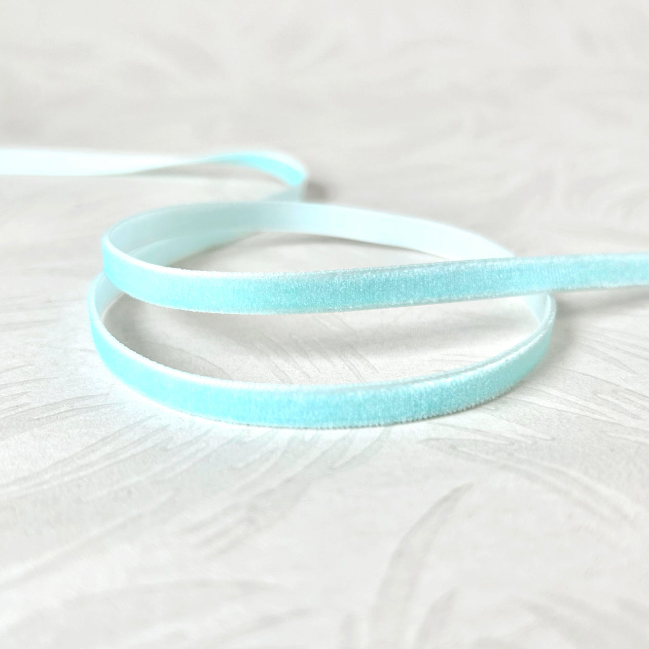 Velvet_Ribbon