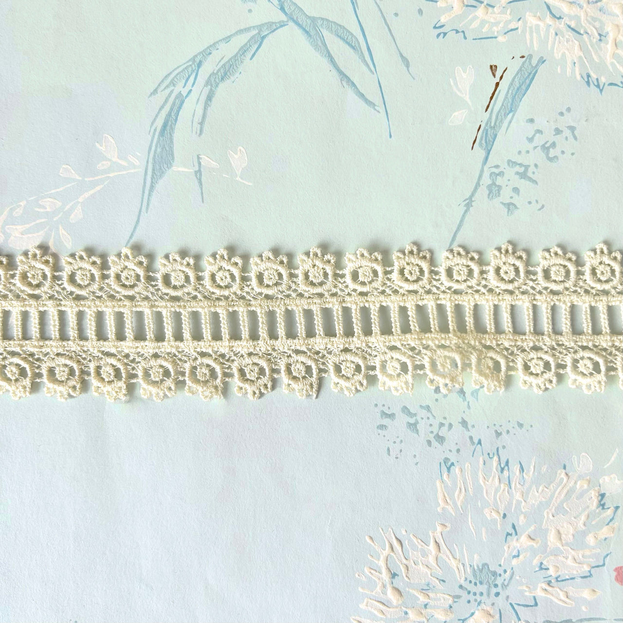 Venice_Lace_Entredeux
