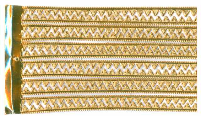 Tiny Pennant Dresden Die Cut Border