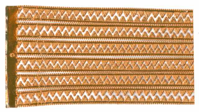 Tiny Pennant Dresden Die Cut Border