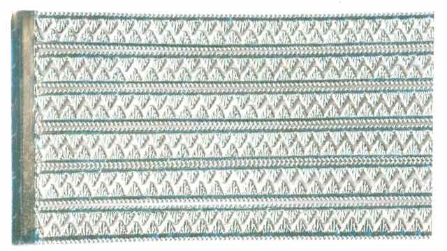 Tiny Pennant Dresden Die Cut Border