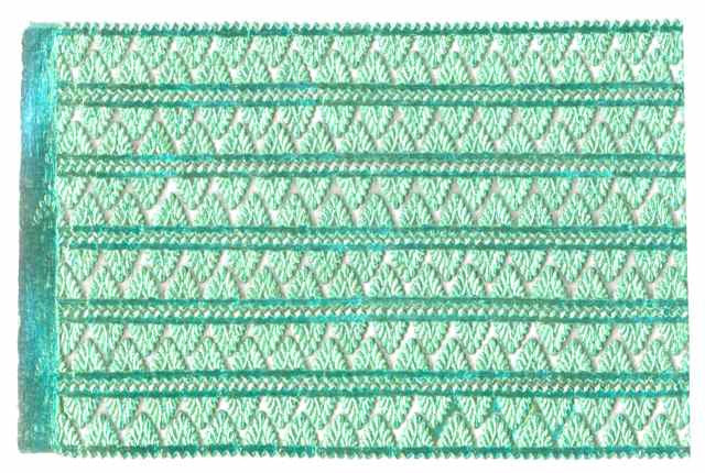 Pennant Point Border, Dresden Trims