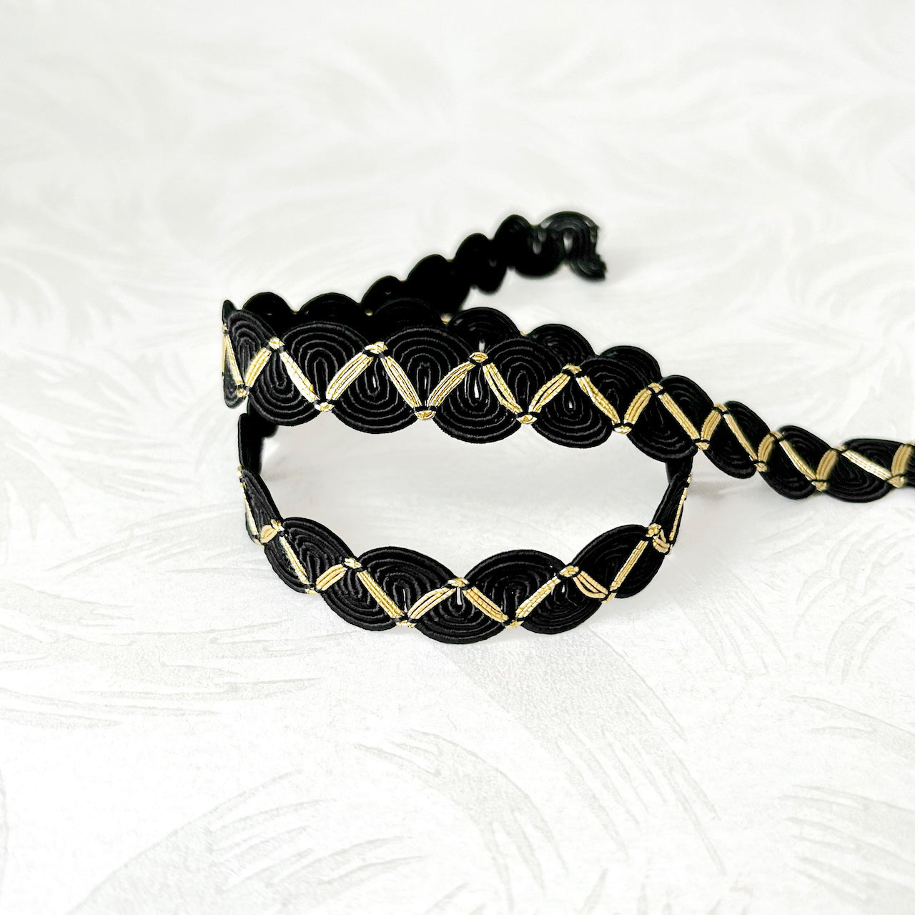 Wavy_Line_Gimp_Braid