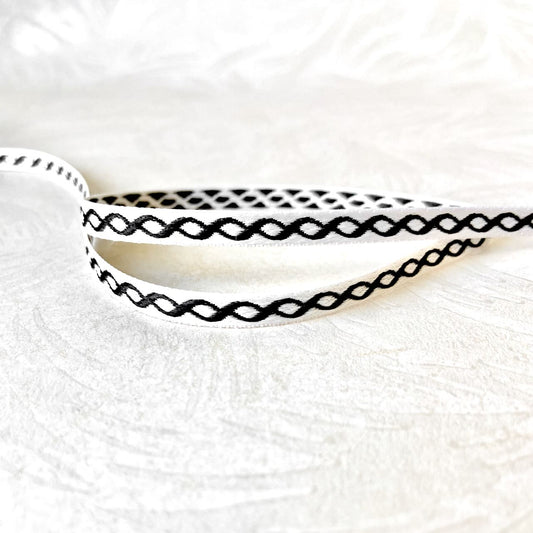 Wavy_Lines_Jacquard_Ribbon