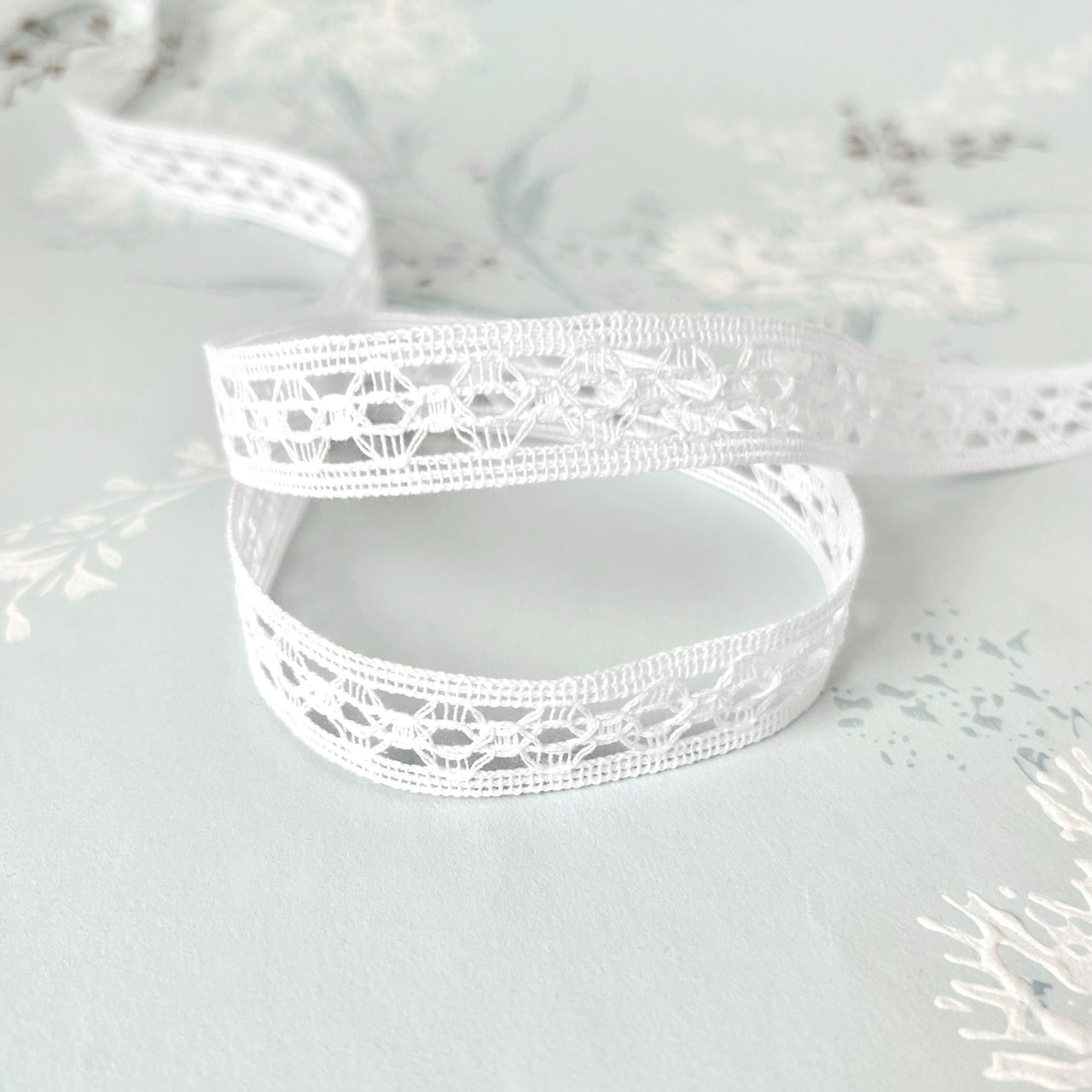White_Flat_Lace
