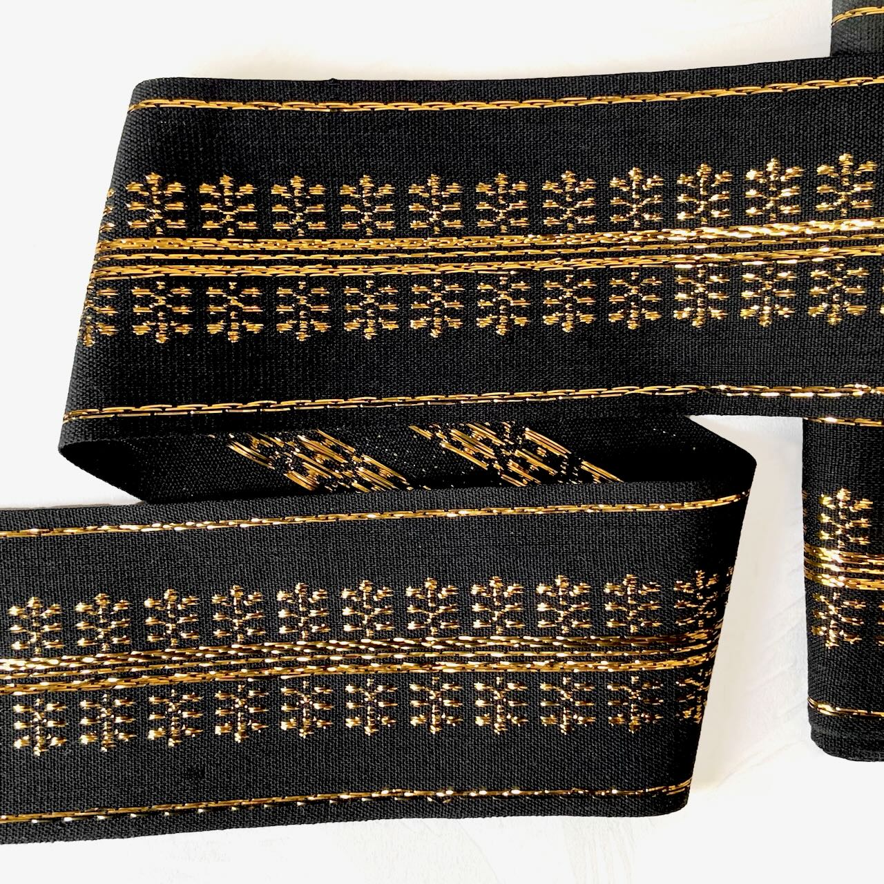 Wide_Metallic_Jacquard_Ribbon