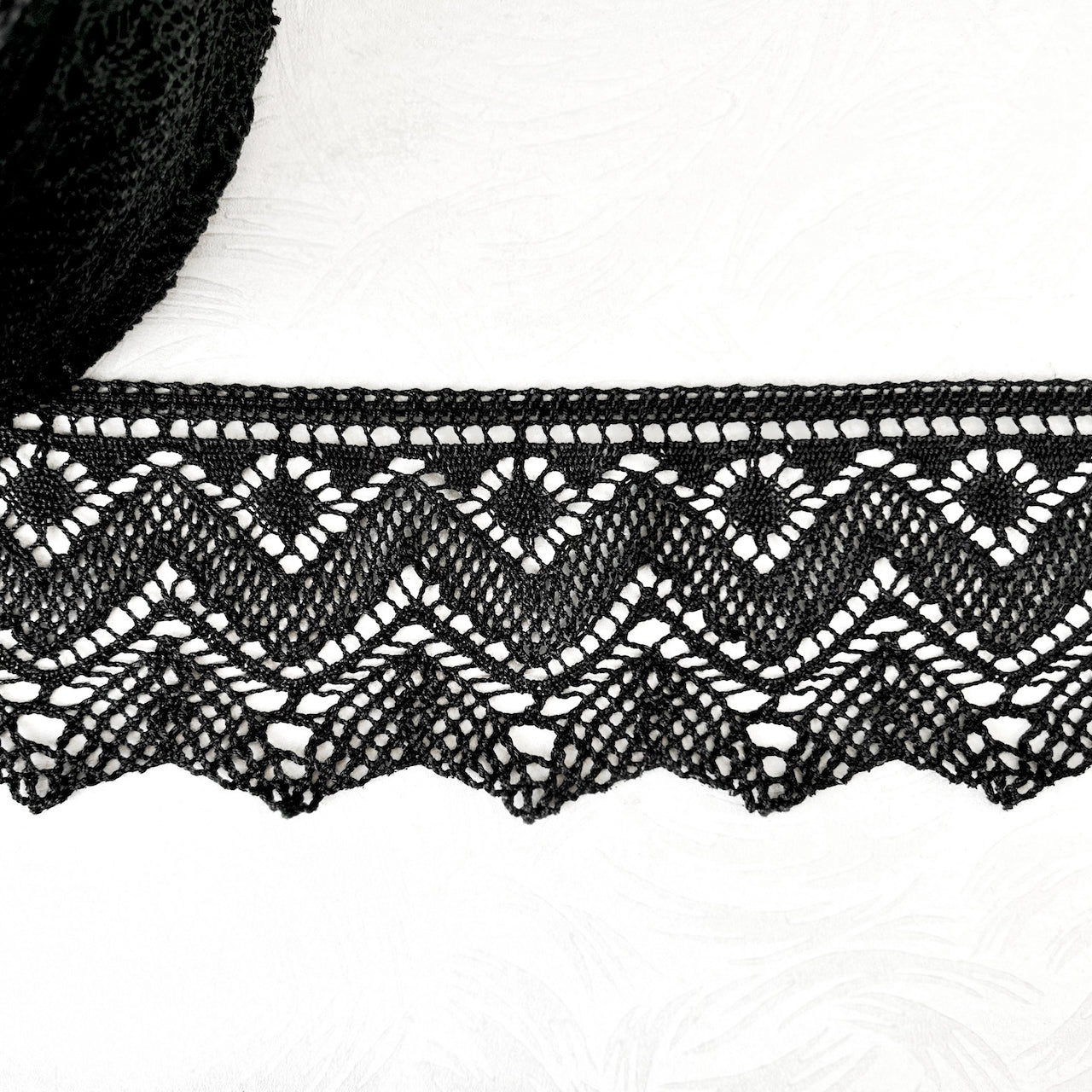 Wide_Point_Cluny_Lace
