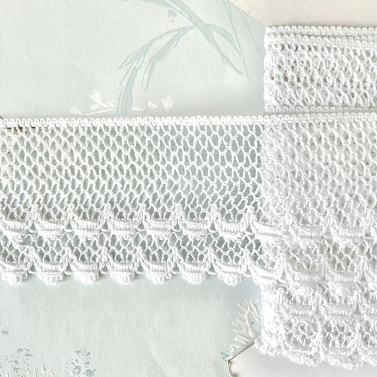 Wide_Scalloped_Cluny_Lace