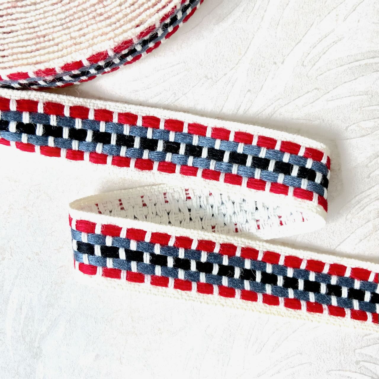 Woven_Yarn_Tape_Ribbon