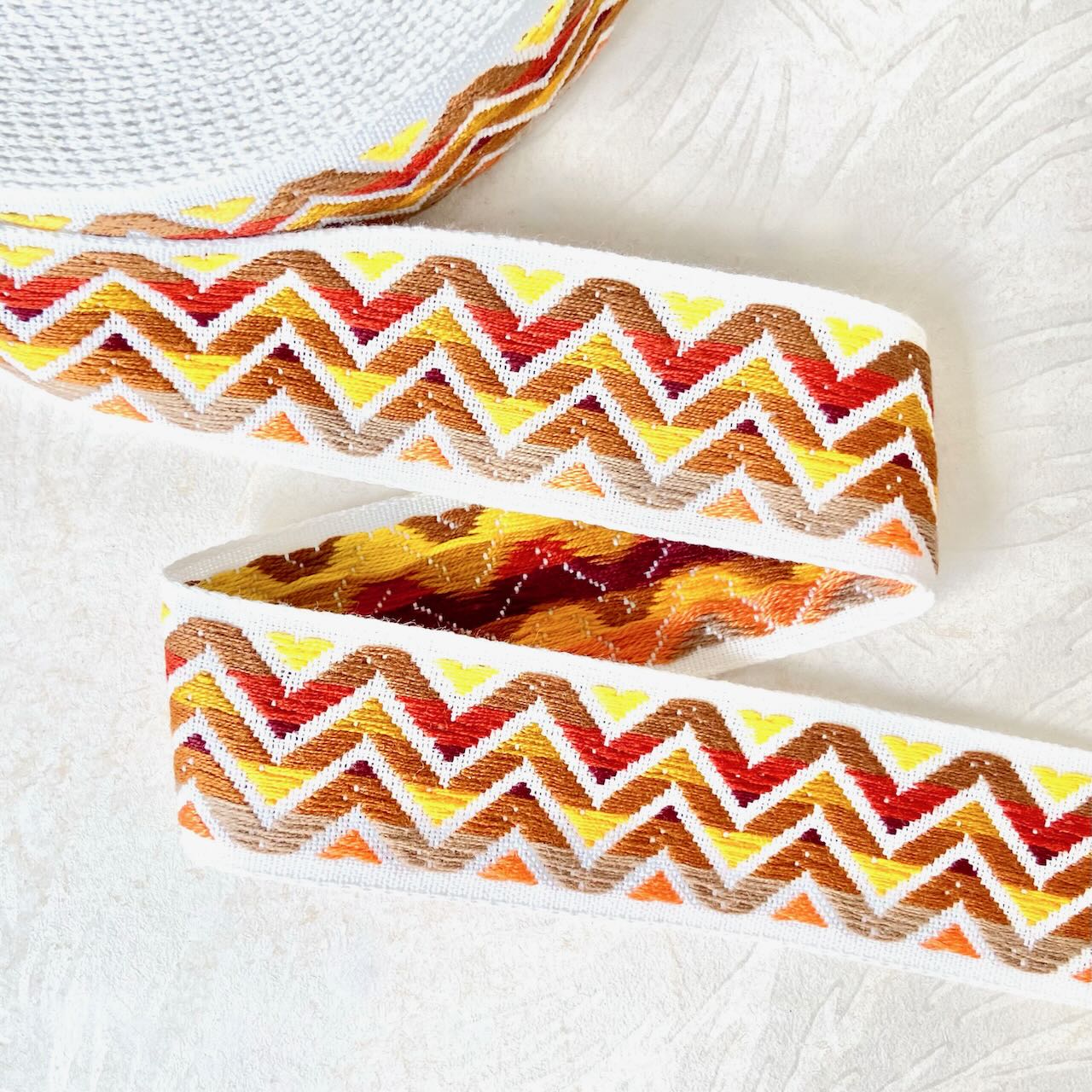 ZigZag_Jacquard_Ribbon
