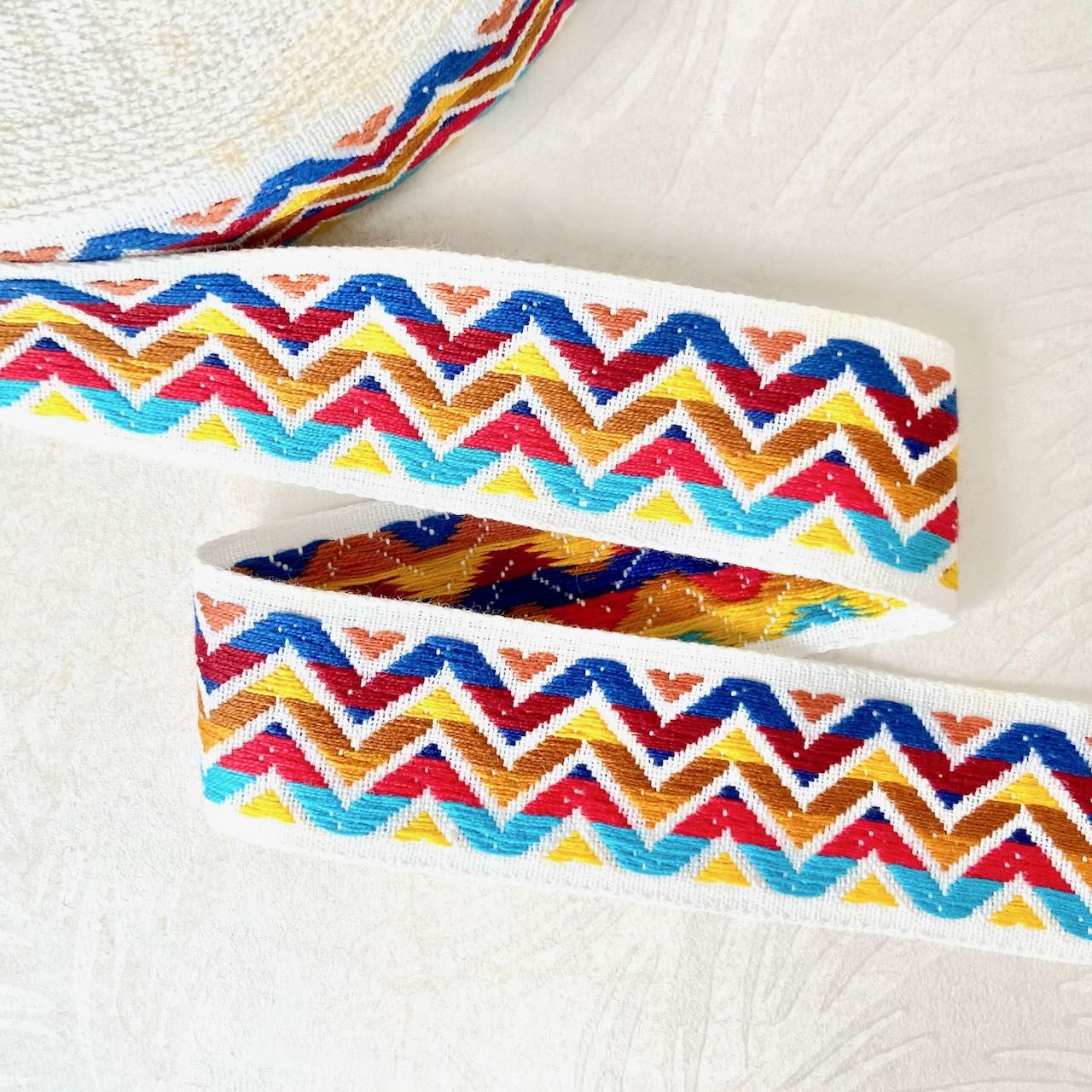 ZigZag_Jacquard_Ribbon