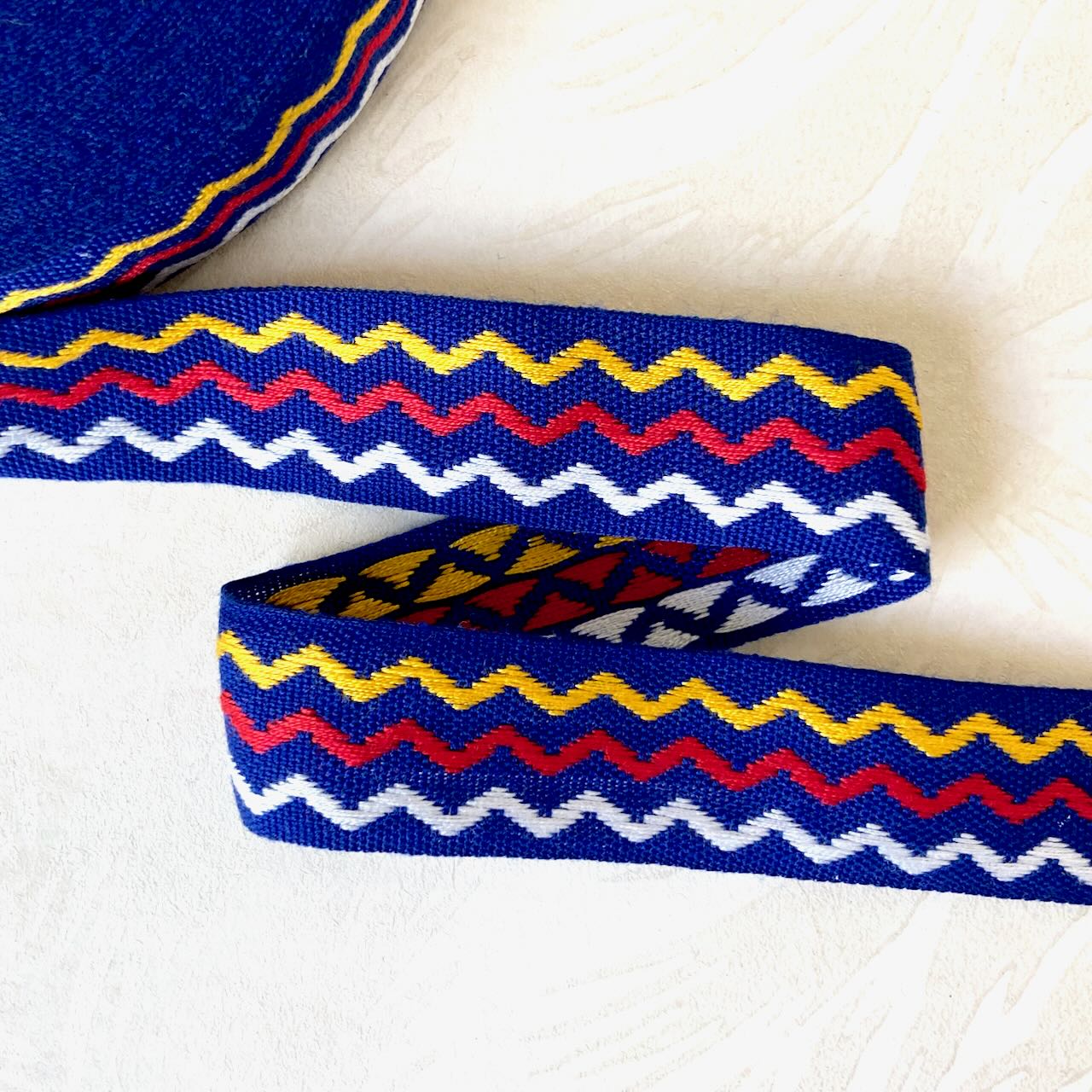 ZigZag_Line_Jacquard_Ribbon