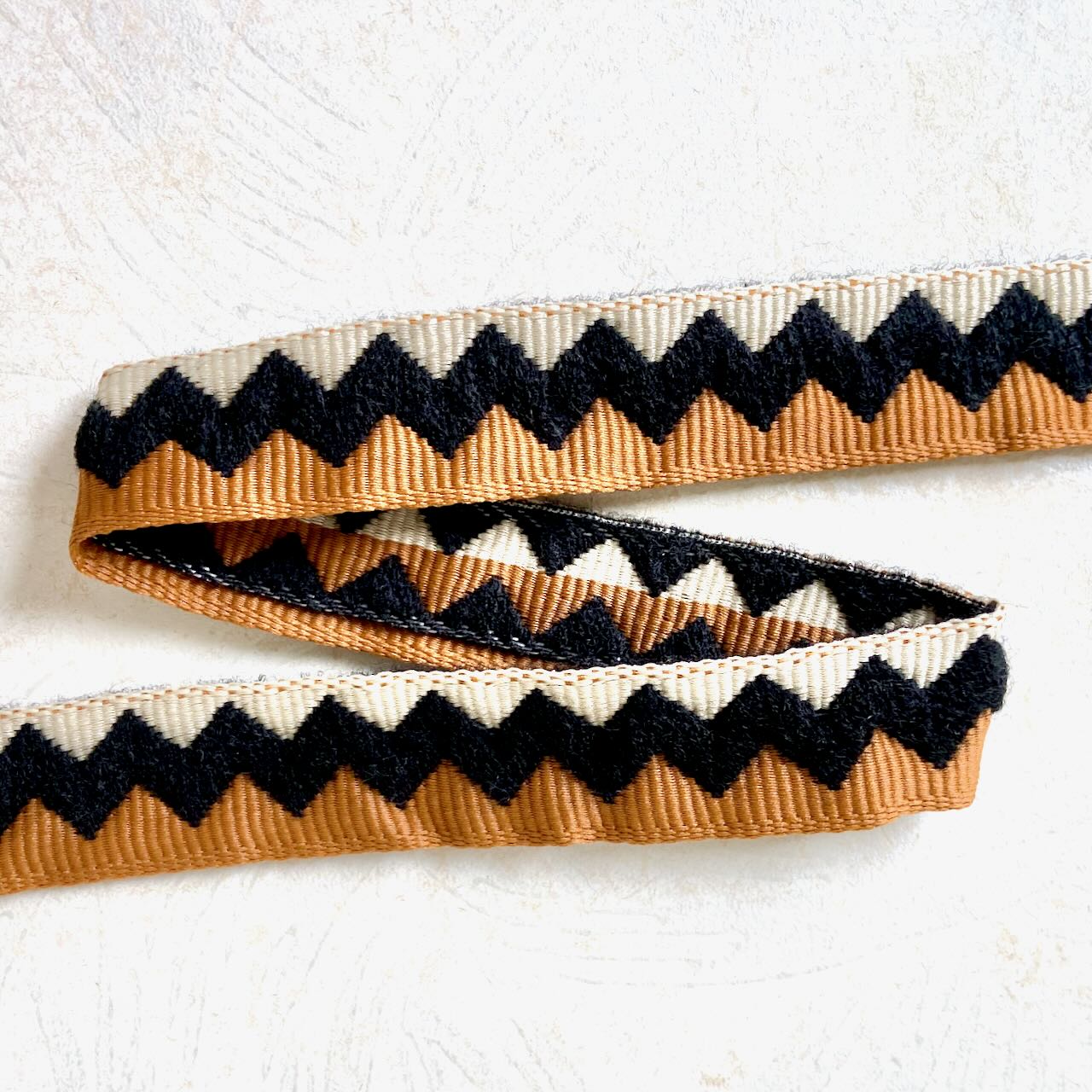 Zig_Zag_Jacquard_Ribbon