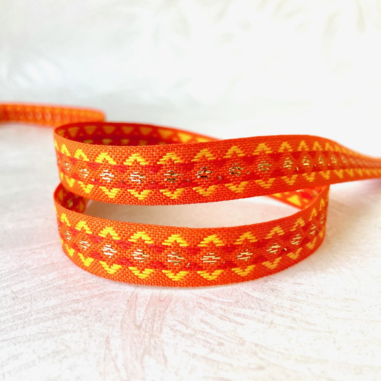 Zig_Zag_Metallic_Jacquard_Ribbon