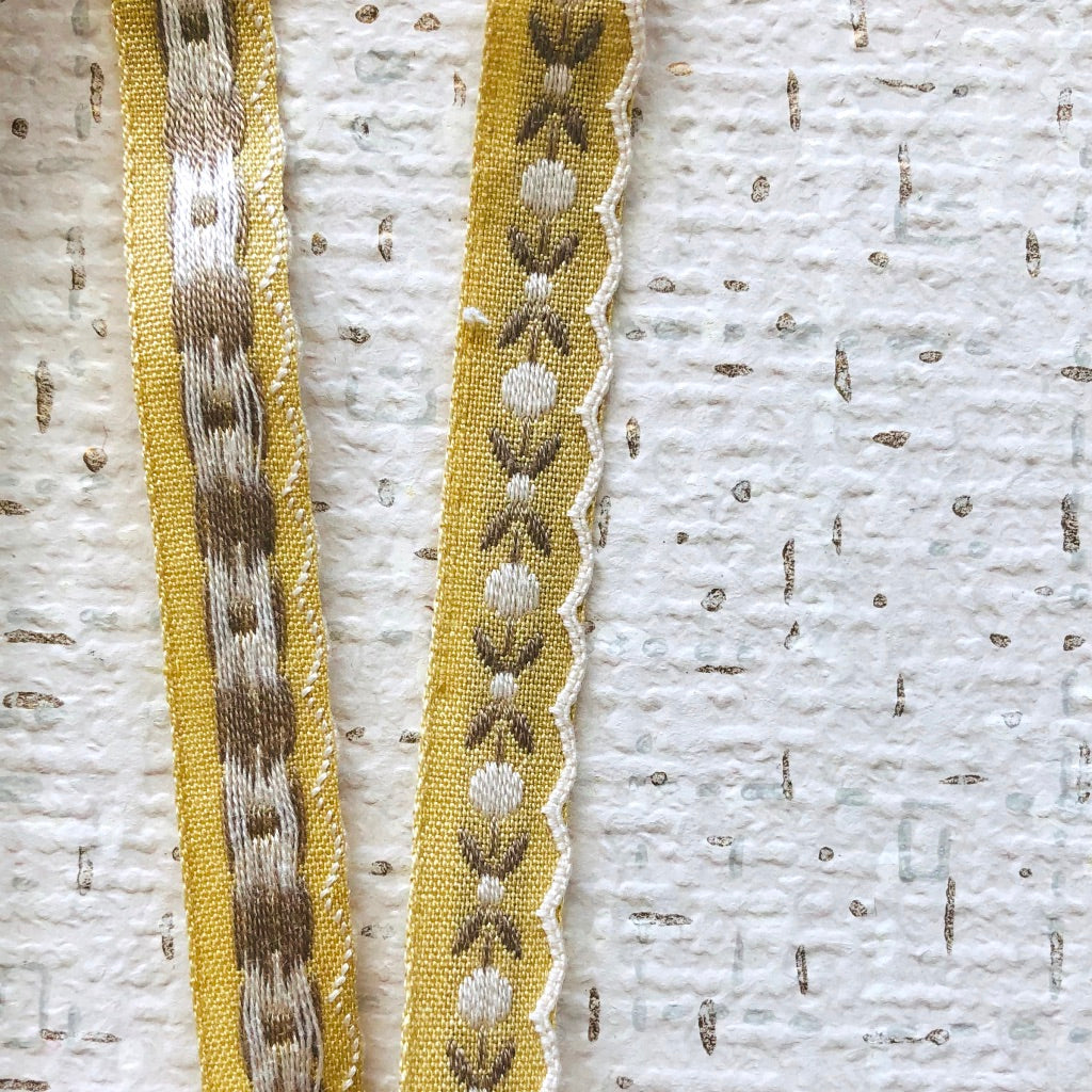 Scalloped Edge Embroidered Ribbon