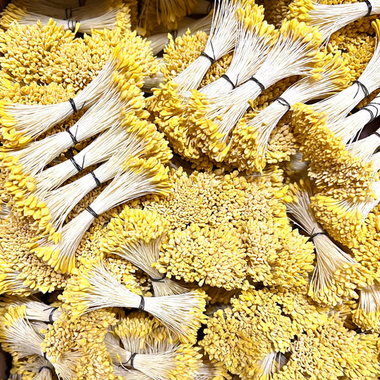 Yellow Flat Tipped Vintage Flower Stamens